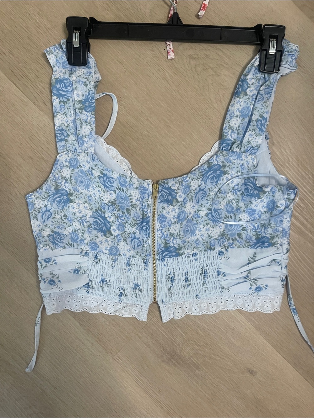 Altar'd State Blue Floral top - Picture 3 of 4